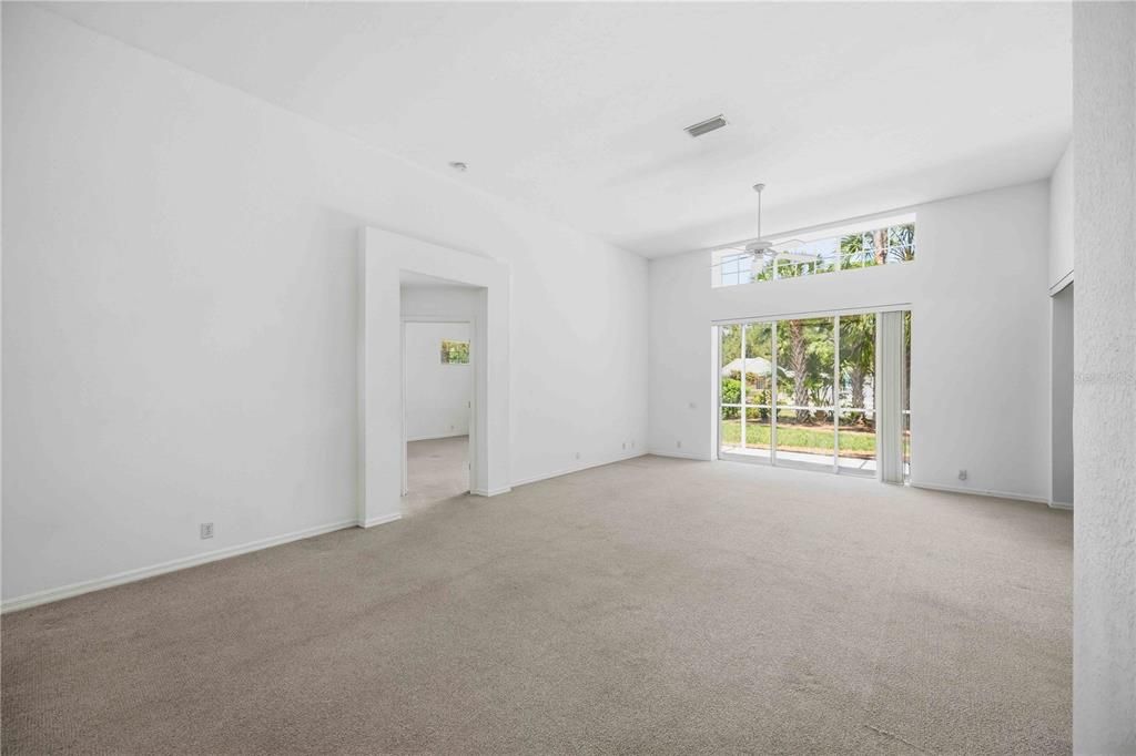 En Venta: $562,000 (3 camas, 2 baños, 1735 Pies cuadrados)
