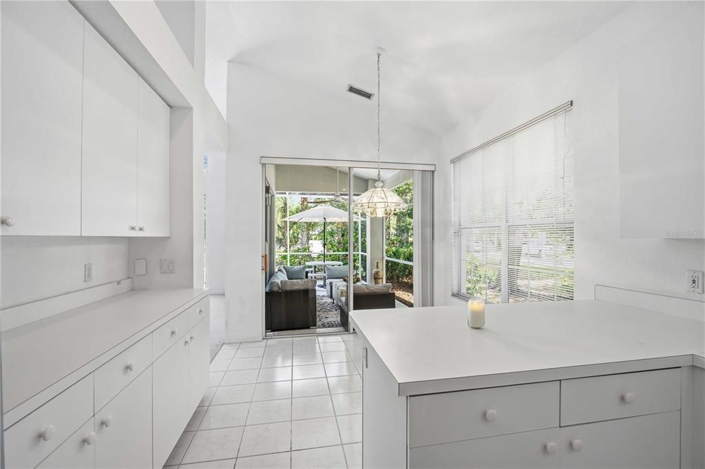 En Venta: $562,000 (3 camas, 2 baños, 1735 Pies cuadrados)