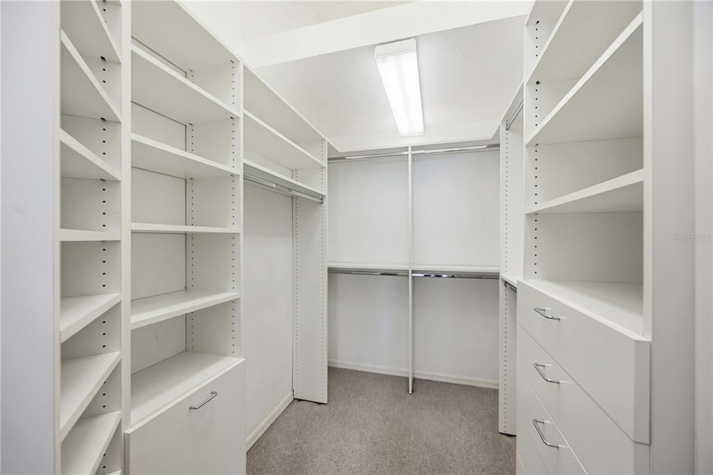 En Venta: $562,000 (3 camas, 2 baños, 1735 Pies cuadrados)