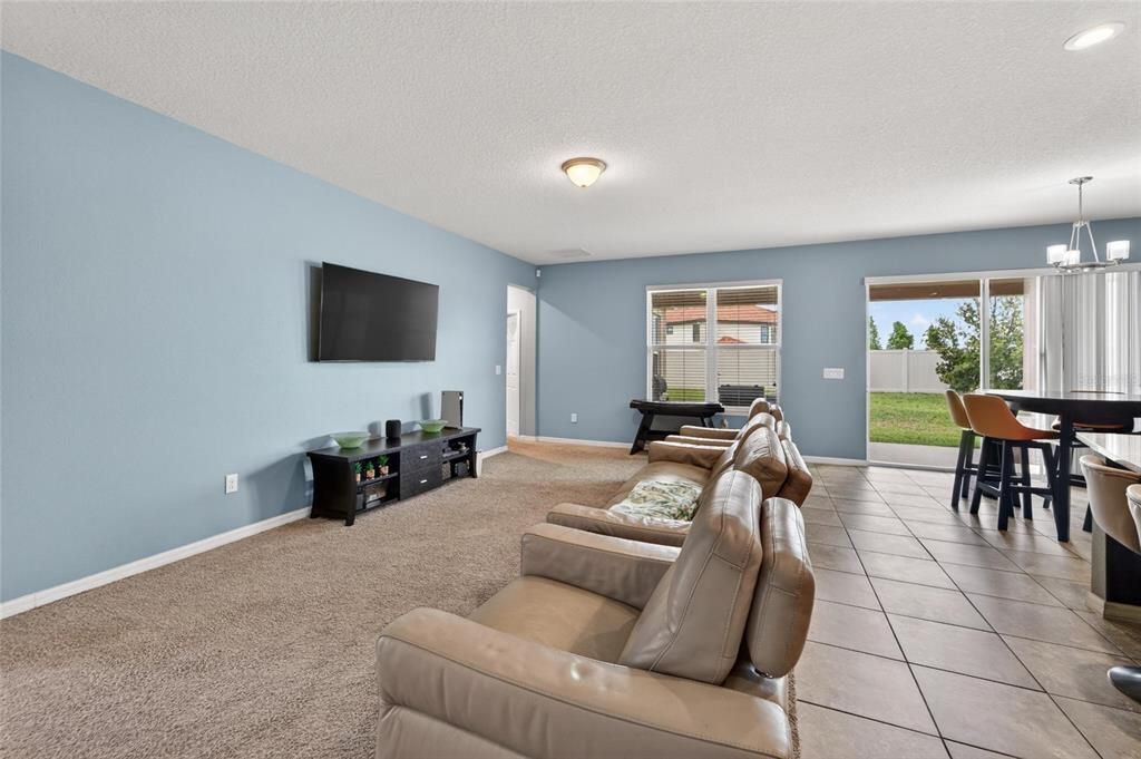 For Sale: $495,000 (4 beds, 3 baths, 2528 Square Feet)
