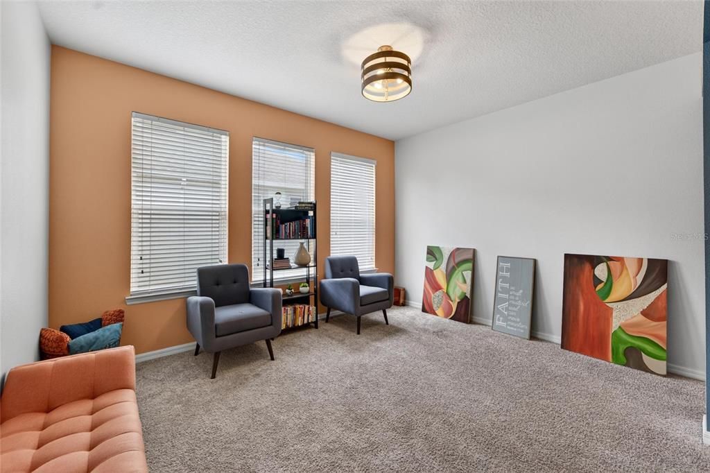 For Sale: $495,000 (4 beds, 3 baths, 2528 Square Feet)