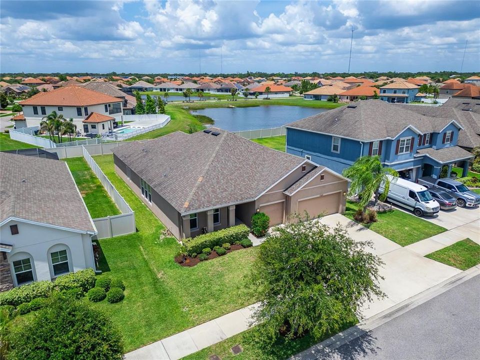For Sale: $495,000 (4 beds, 3 baths, 2528 Square Feet)