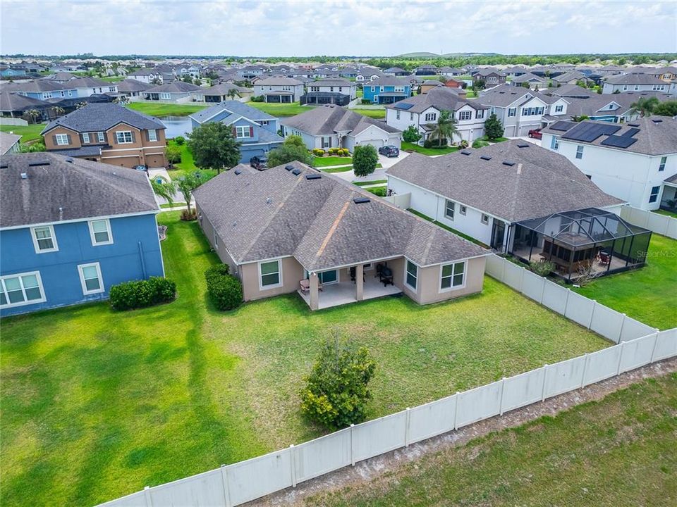 For Sale: $495,000 (4 beds, 3 baths, 2528 Square Feet)