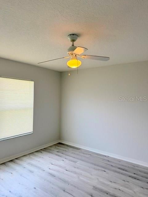 For Rent: $1,500 (3 beds, 2 baths, 1308 Square Feet)