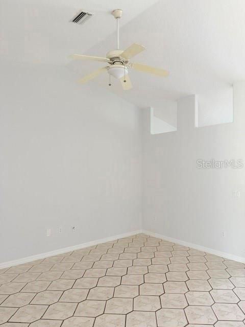For Rent: $1,500 (3 beds, 2 baths, 1308 Square Feet)