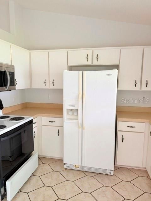 For Rent: $1,500 (3 beds, 2 baths, 1308 Square Feet)