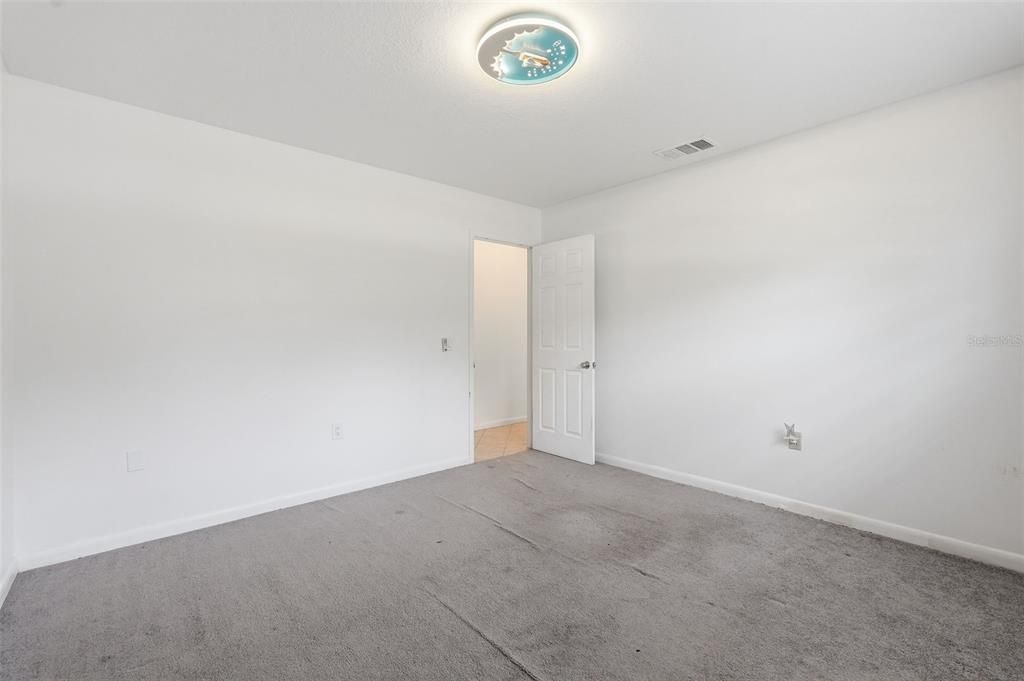For Sale: $474,900 (4 beds, 3 baths, 2360 Square Feet)