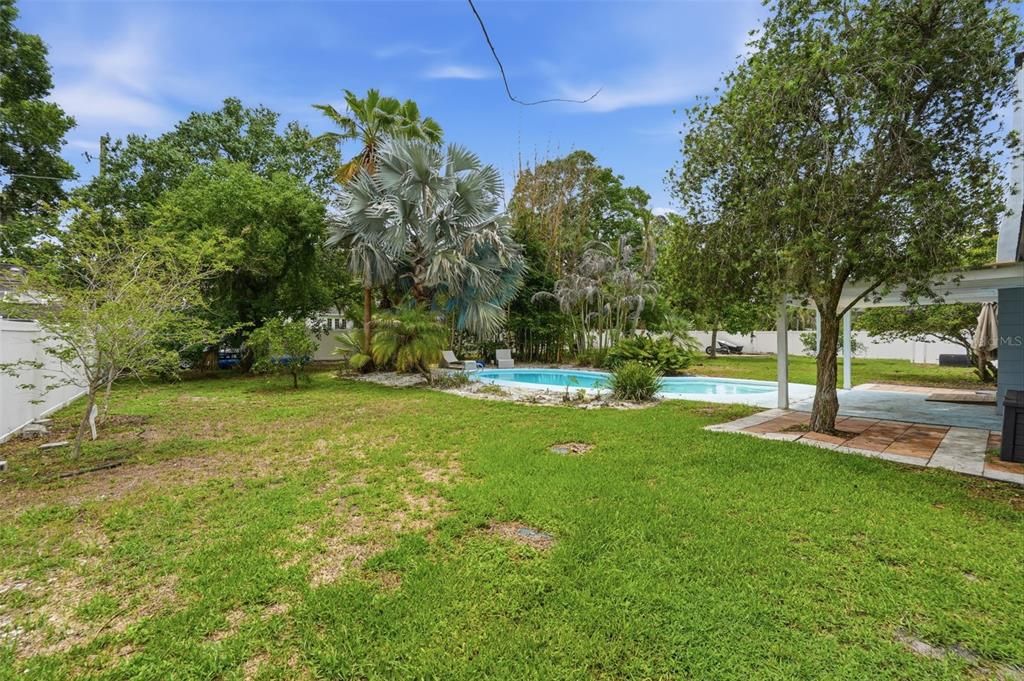 For Sale: $474,900 (4 beds, 3 baths, 2360 Square Feet)