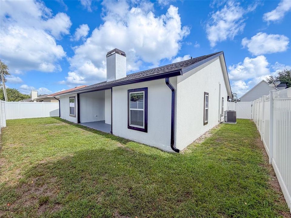 For Rent: $1,950 (3 beds, 2 baths, 1478 Square Feet)