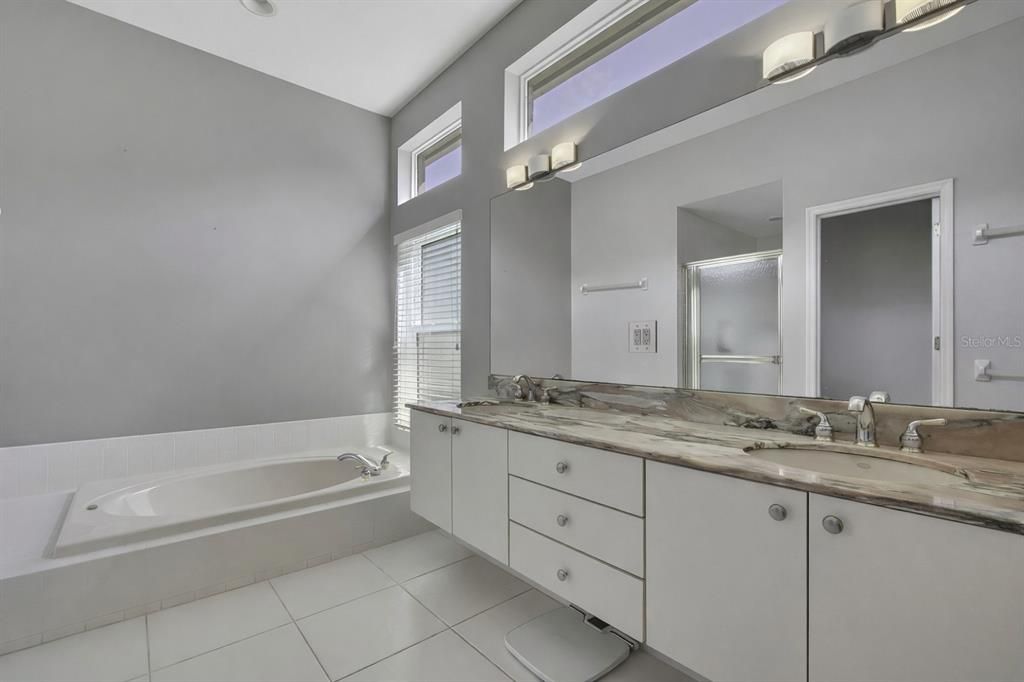 For Sale: $370,000 (2 beds, 2 baths, 2238 Square Feet)