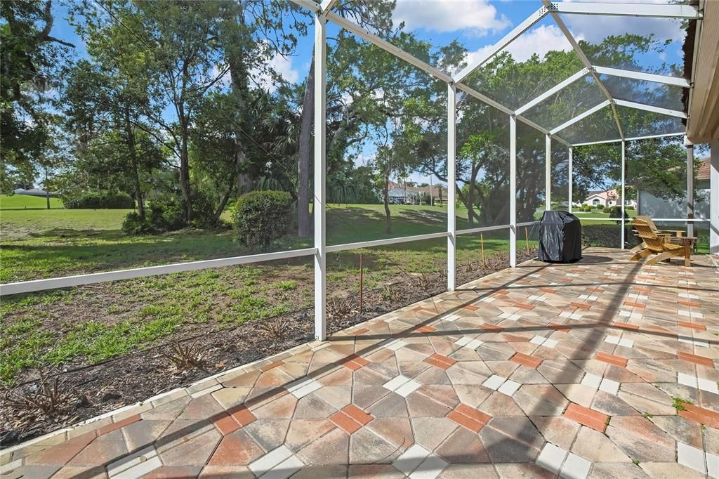 For Sale: $370,000 (2 beds, 2 baths, 2238 Square Feet)