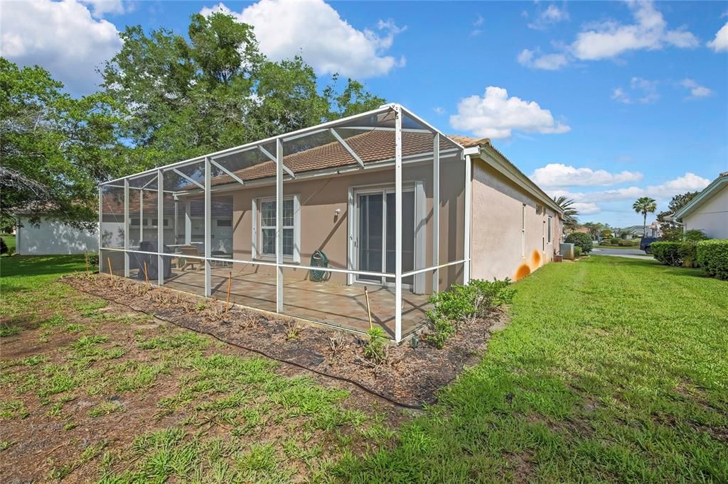 For Sale: $370,000 (2 beds, 2 baths, 2238 Square Feet)