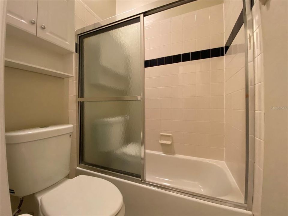 For Rent: $3,250 (5 beds, 3 baths, 3068 Square Feet)