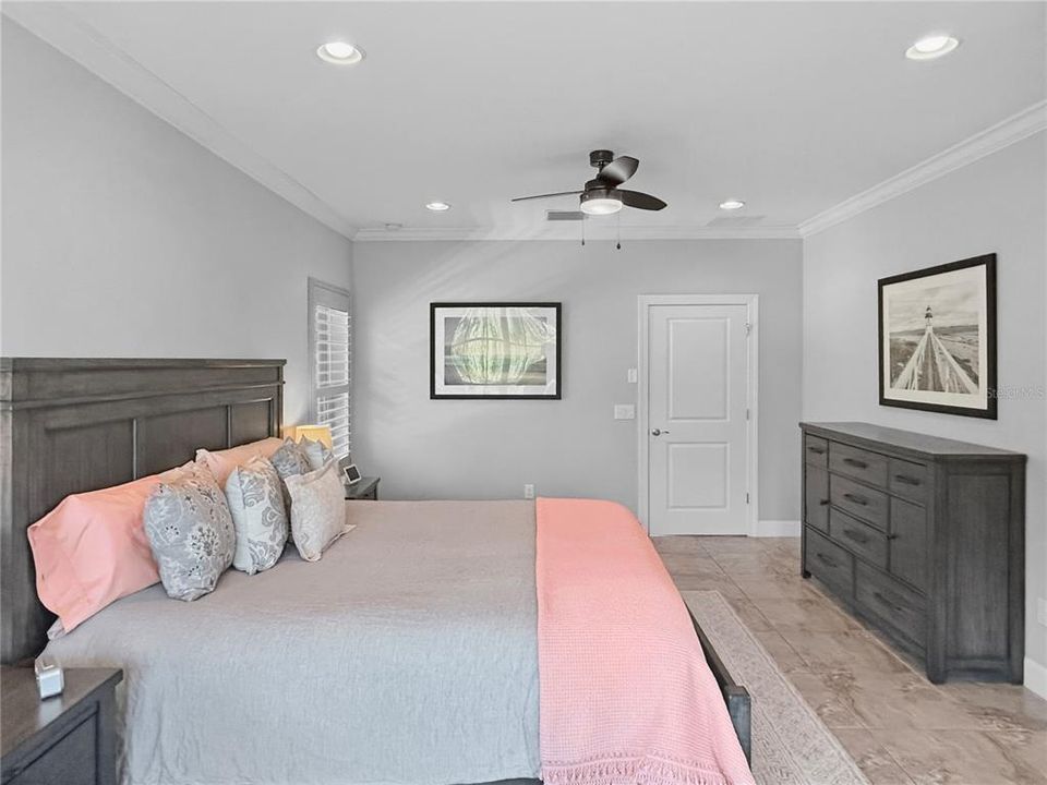 For Sale: $675,000 (3 beds, 2 baths, 1970 Square Feet)