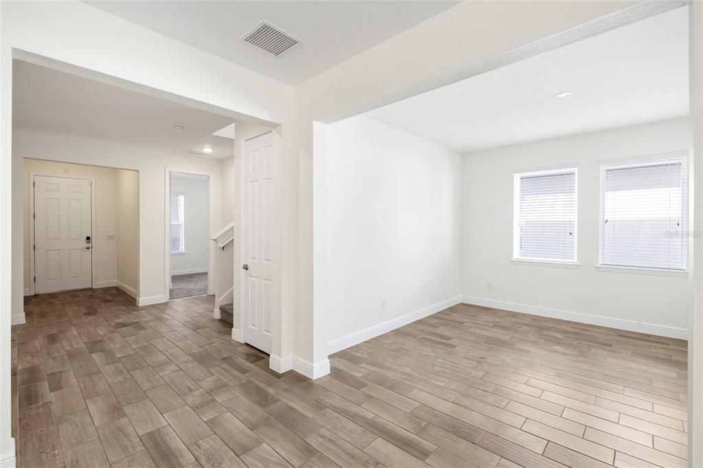 For Sale: $798,000 (4 beds, 3 baths, 3179 Square Feet)