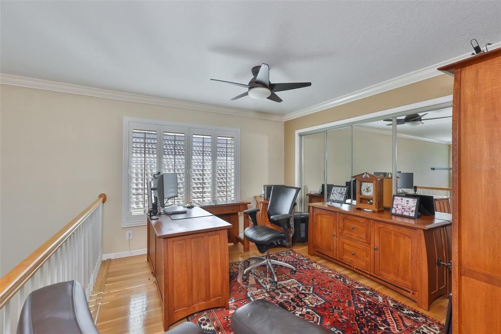 For Sale: $1,100,000 (3 beds, 2 baths, 2462 Square Feet)