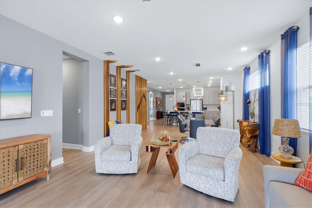 En Venta: $499,000 (4 camas, 3 baños, 2359 Pies cuadrados)