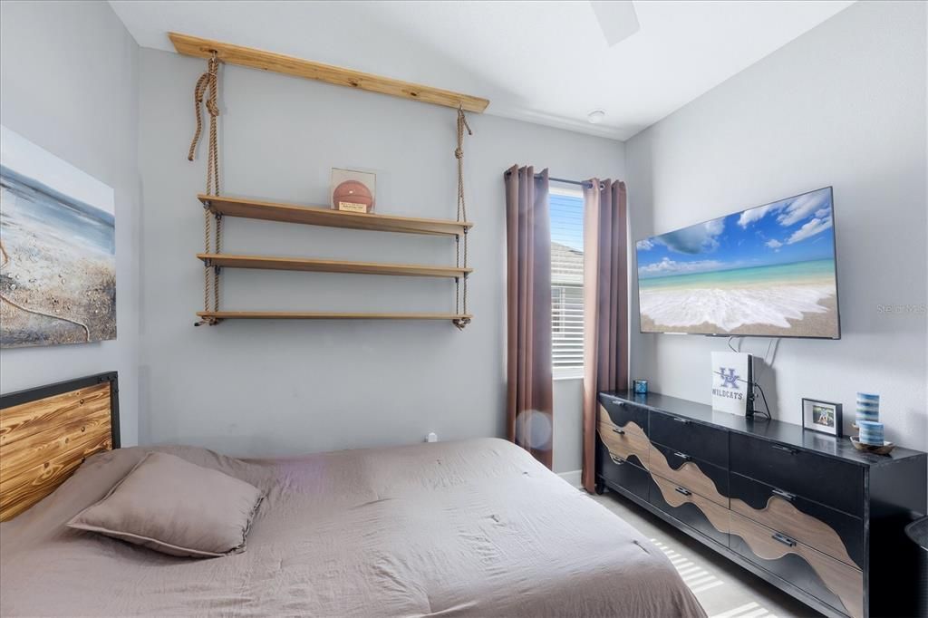 En Venta: $499,000 (4 camas, 3 baños, 2359 Pies cuadrados)