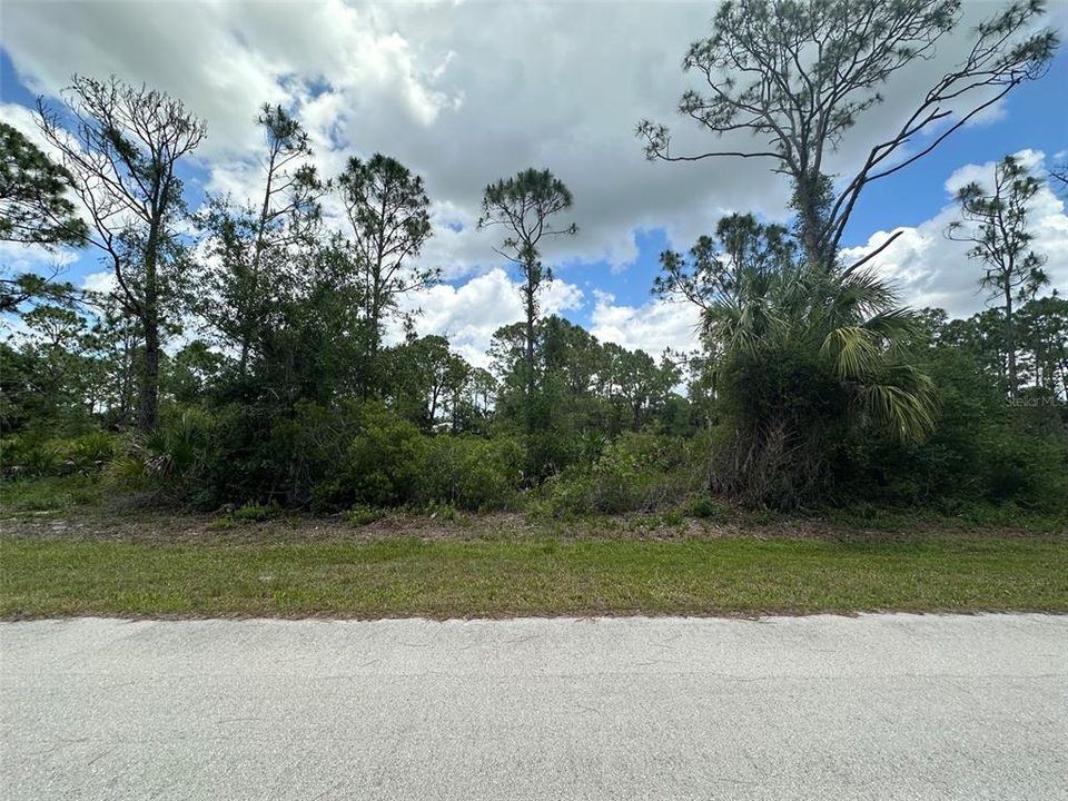 For Sale: $15,500 (0.18 acres)