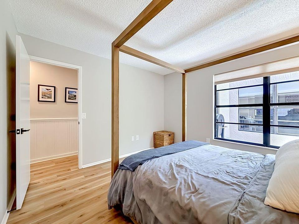 For Sale: $575,000 (3 beds, 2 baths, 1634 Square Feet)