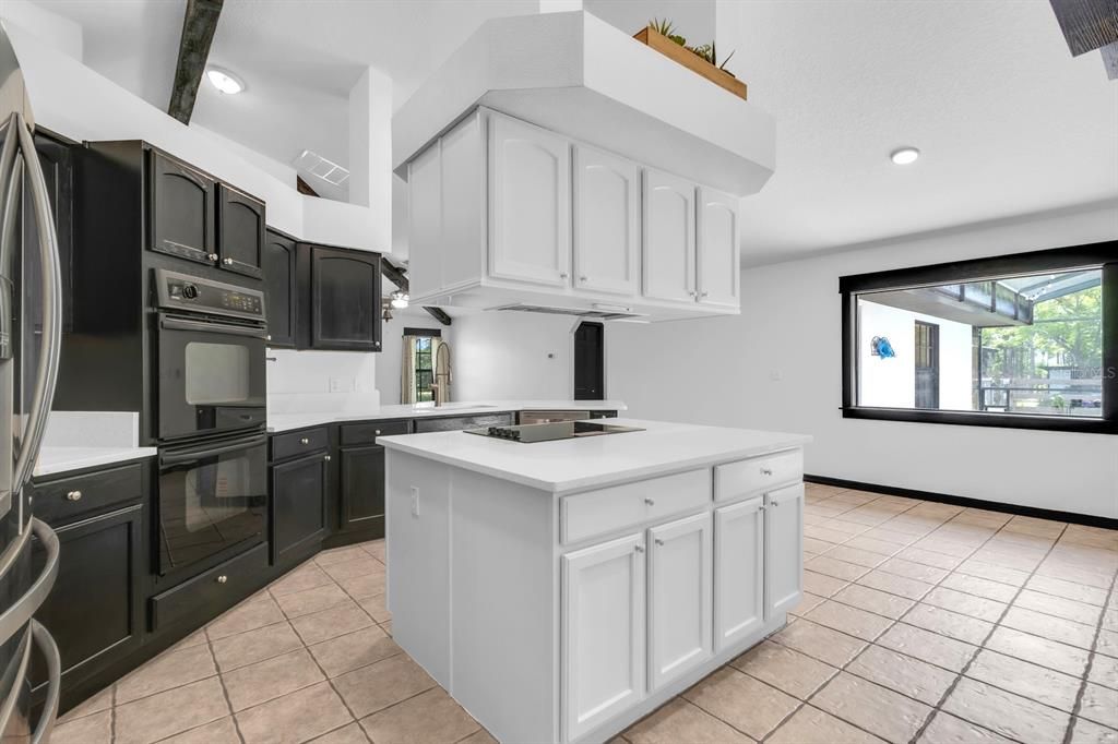 En Venta: $649,995 (4 camas, 2 baños, 2159 Pies cuadrados)