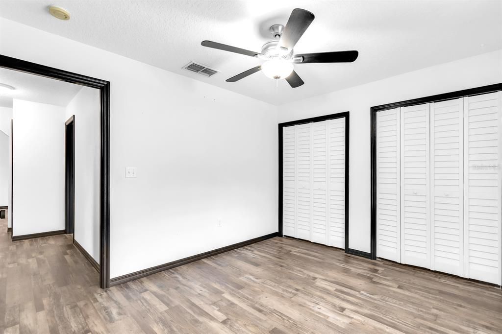 En Venta: $649,995 (4 camas, 2 baños, 2159 Pies cuadrados)