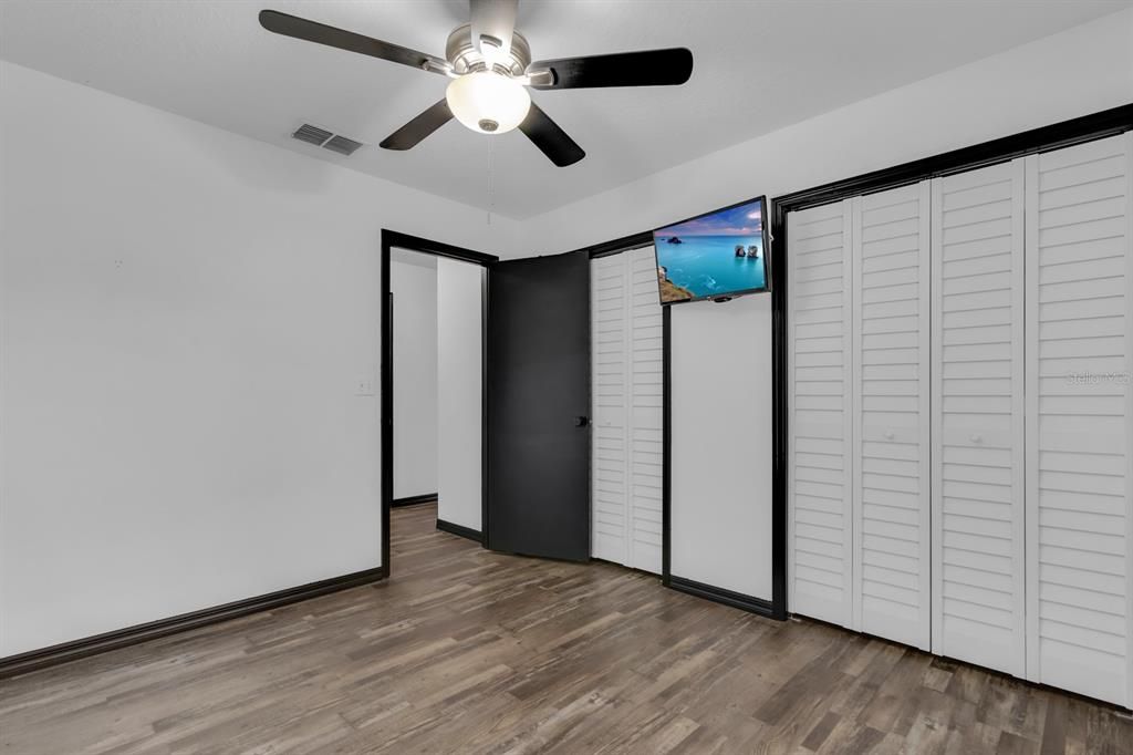 En Venta: $649,995 (4 camas, 2 baños, 2159 Pies cuadrados)