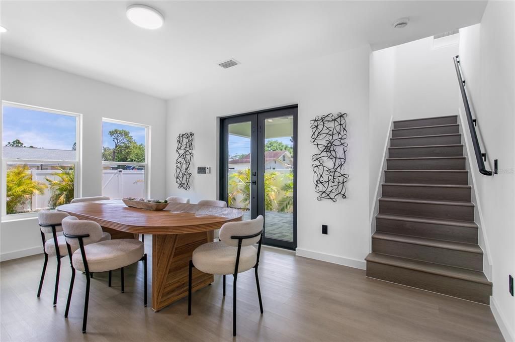 For Sale: $529,000 (4 beds, 4 baths, 1825 Square Feet)