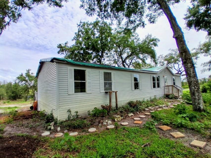 For Sale: $170,000 (3 beds, 2 baths, 1956 Square Feet)