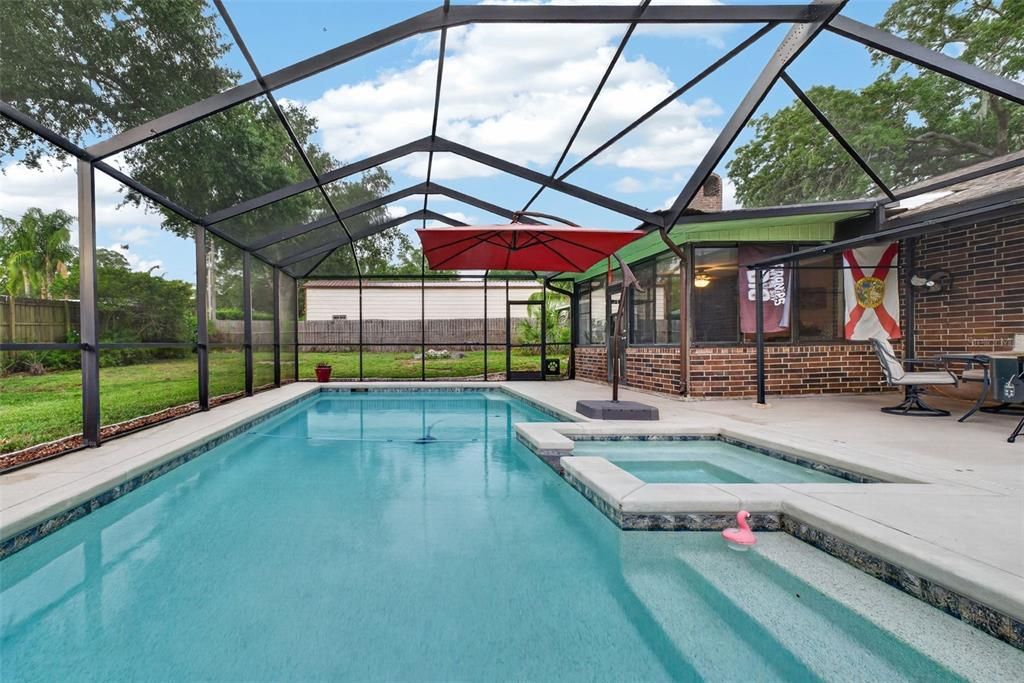 For Sale: $420,000 (3 beds, 2 baths, 1996 Square Feet)