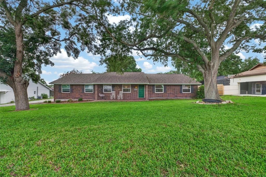 For Sale: $420,000 (3 beds, 2 baths, 1996 Square Feet)