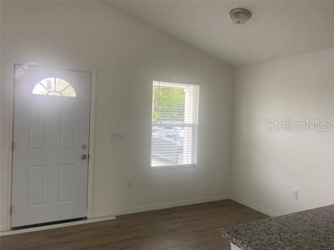 En Renta: $1,400 (3 camas, 2 baños, 1066 Pies cuadrados)