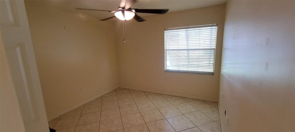 For Sale: $170,000 (2 beds, 2 baths, 897 Square Feet)