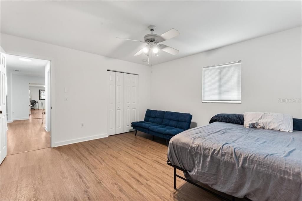 En Venta: $599,900 (3 camas, 2 baños, 2085 Pies cuadrados)