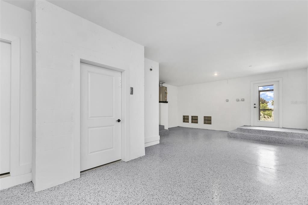 For Sale: $544,000 (4 beds, 3 baths, 1867 Square Feet)