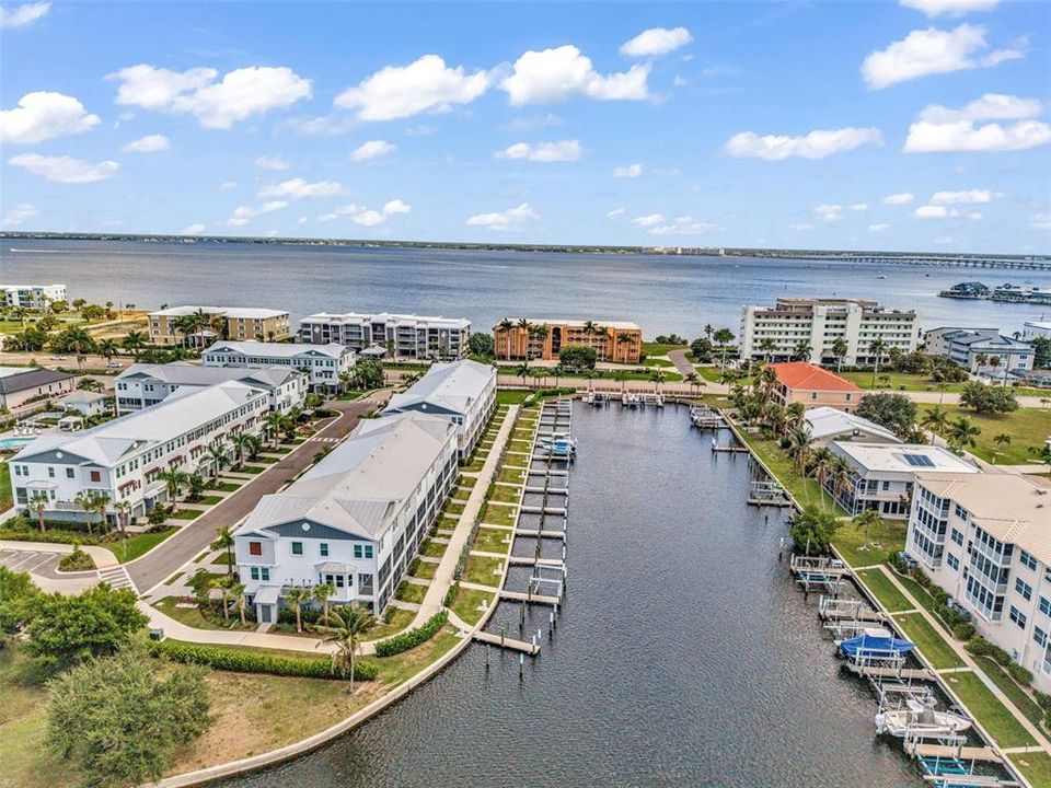 For Sale: $544,000 (4 beds, 3 baths, 1867 Square Feet)
