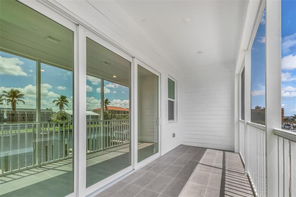 For Sale: $544,000 (4 beds, 3 baths, 1867 Square Feet)