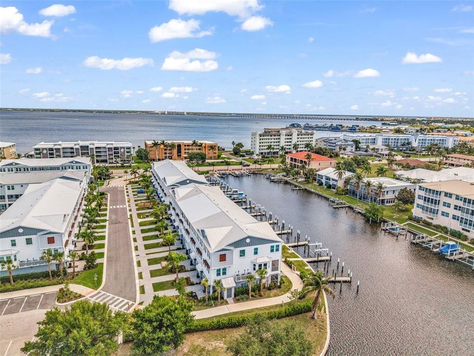 For Sale: $544,000 (4 beds, 3 baths, 1867 Square Feet)