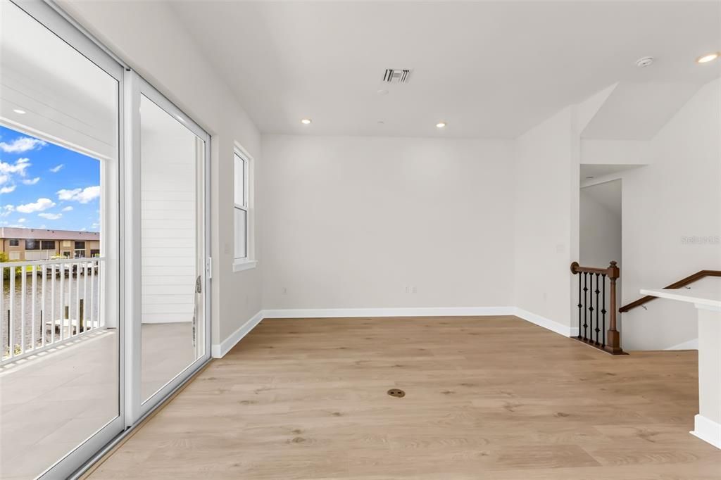 For Sale: $546,000 (4 beds, 3 baths, 1867 Square Feet)