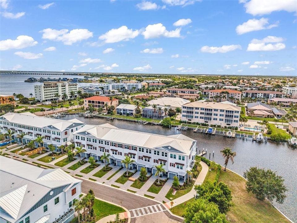For Sale: $546,000 (4 beds, 3 baths, 1867 Square Feet)