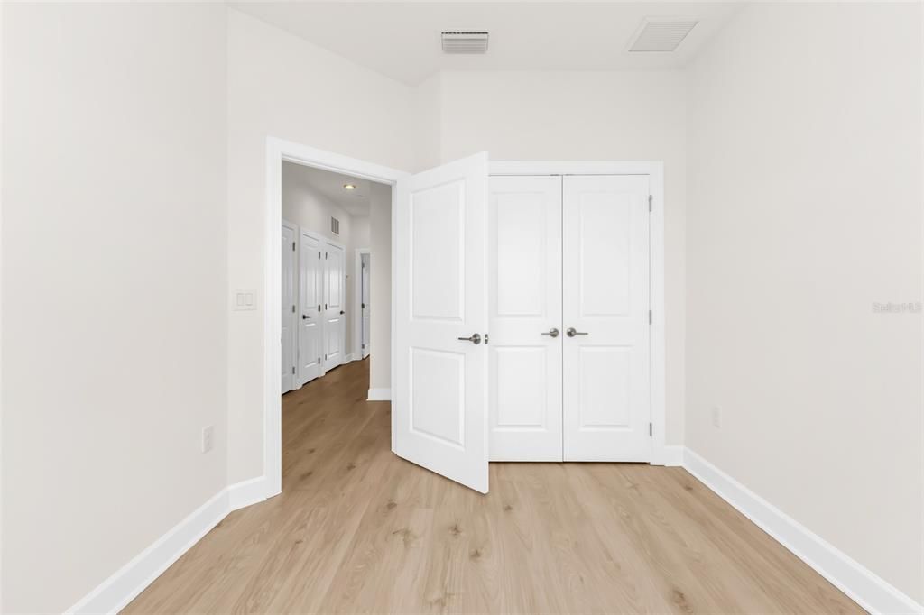 For Sale: $546,000 (4 beds, 3 baths, 1867 Square Feet)