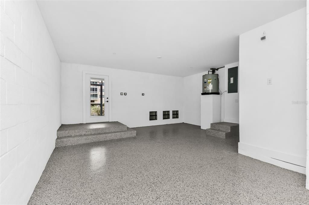 For Sale: $546,000 (4 beds, 3 baths, 1867 Square Feet)