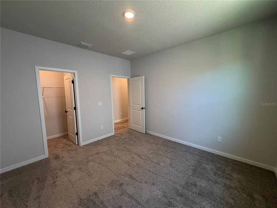 For Sale: $454,990 (4 beds, 3 baths, 2319 Square Feet)