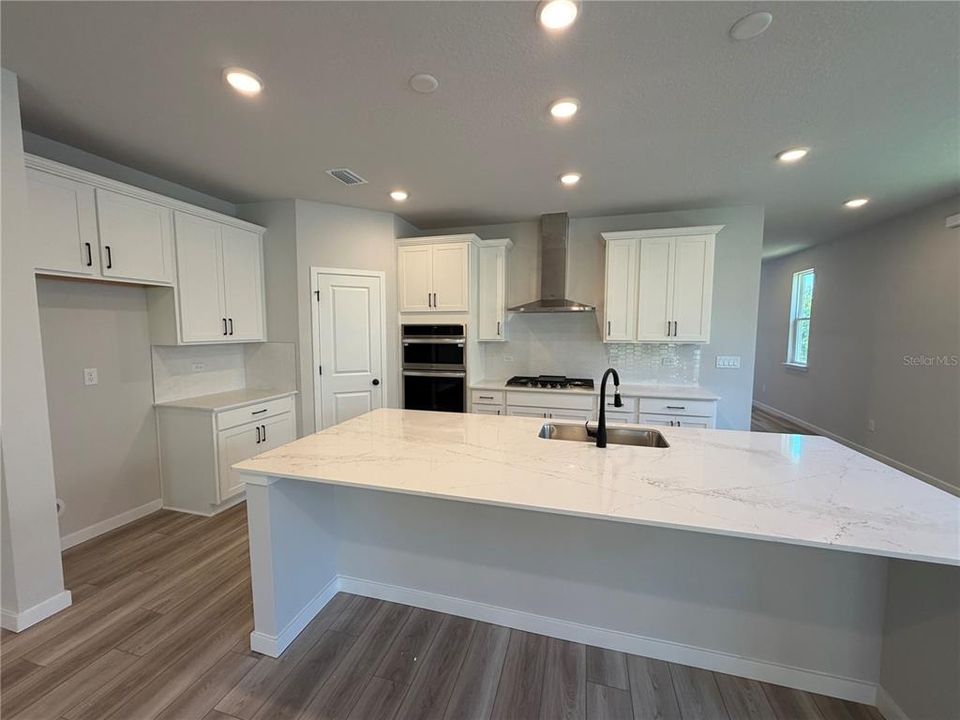 For Sale: $454,990 (4 beds, 3 baths, 2319 Square Feet)