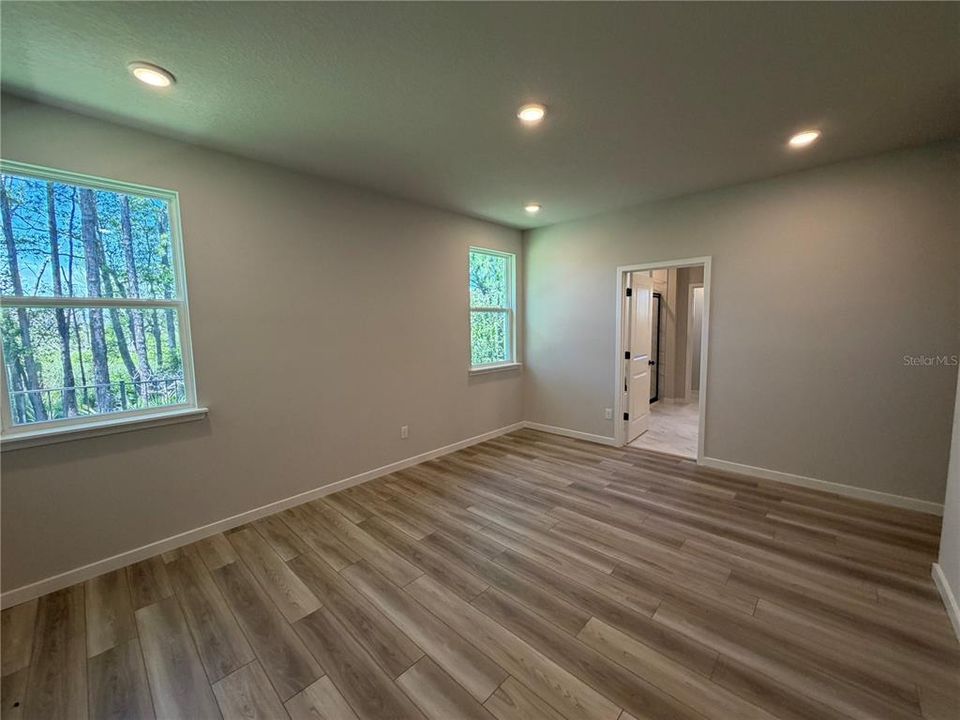 For Sale: $454,990 (4 beds, 3 baths, 2319 Square Feet)