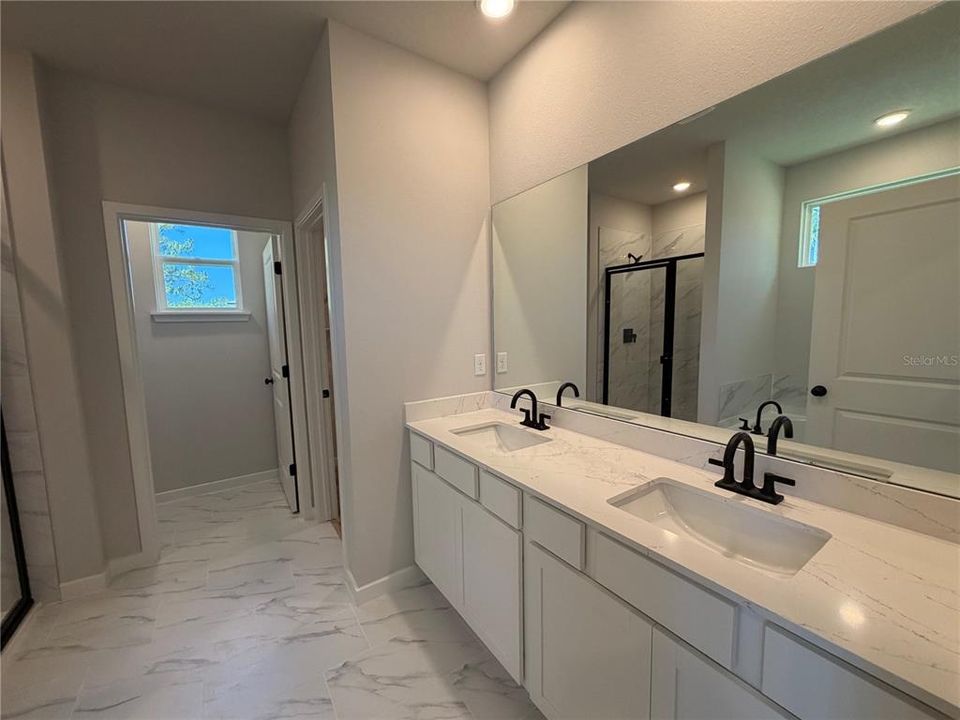 For Sale: $454,990 (4 beds, 3 baths, 2319 Square Feet)