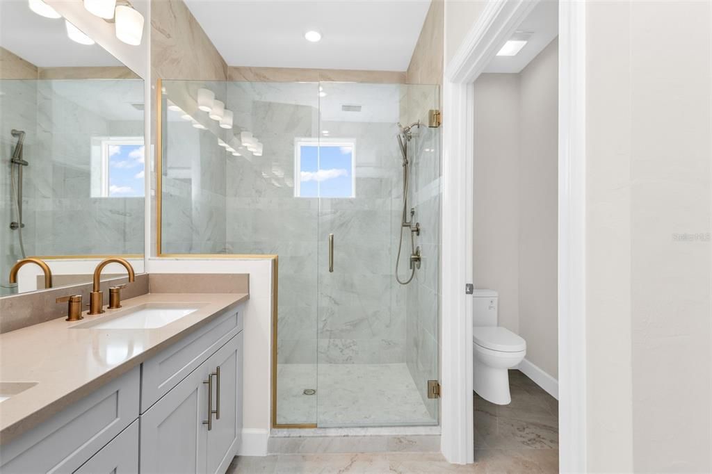 For Sale: $544,000 (4 beds, 3 baths, 1867 Square Feet)
