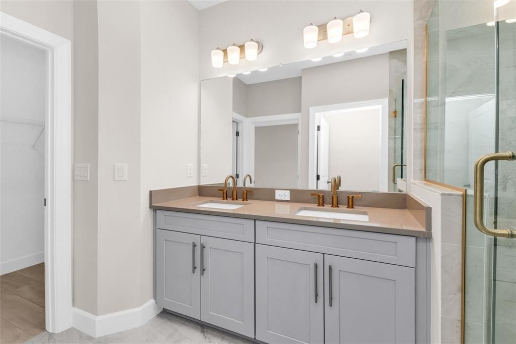 For Sale: $544,000 (4 beds, 3 baths, 1867 Square Feet)