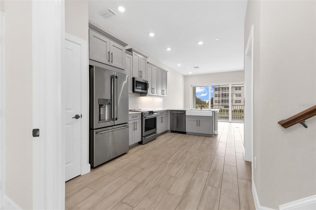 For Sale: $544,000 (4 beds, 3 baths, 1867 Square Feet)