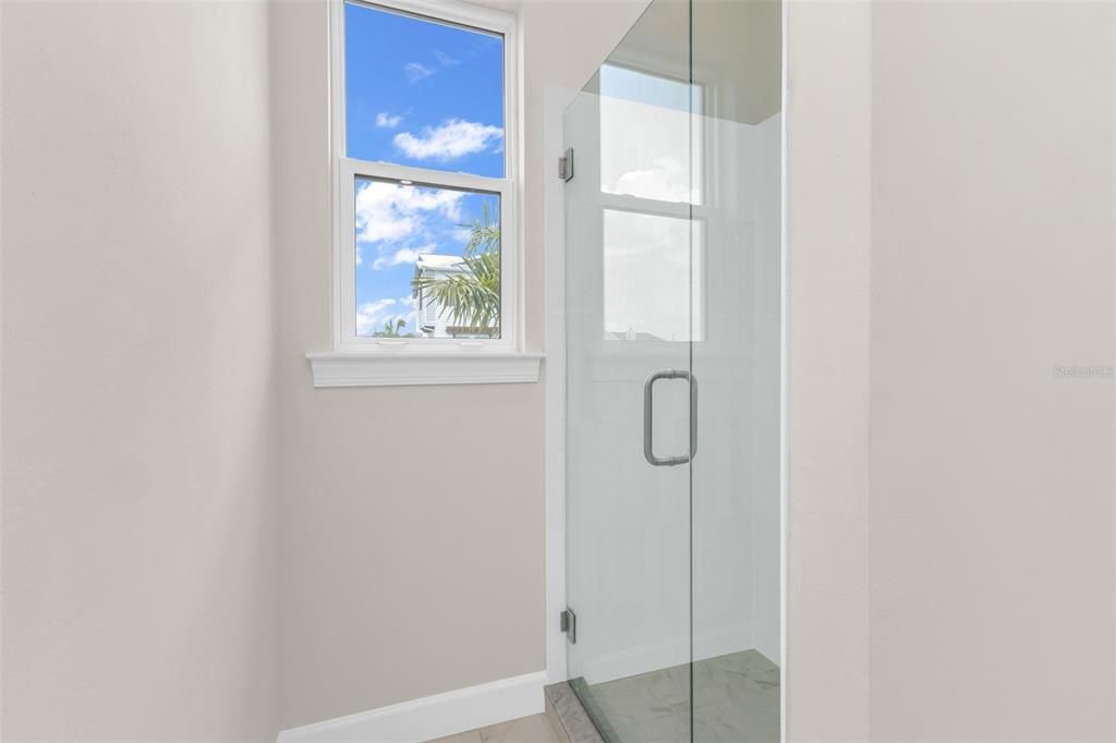For Sale: $544,000 (4 beds, 3 baths, 1867 Square Feet)